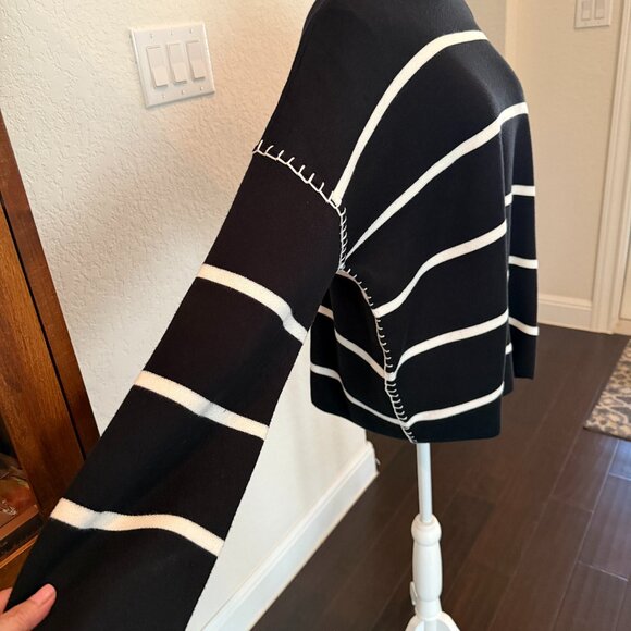 Pull Over Sweater with Cute Stitching Detail - Picture 4 of 9